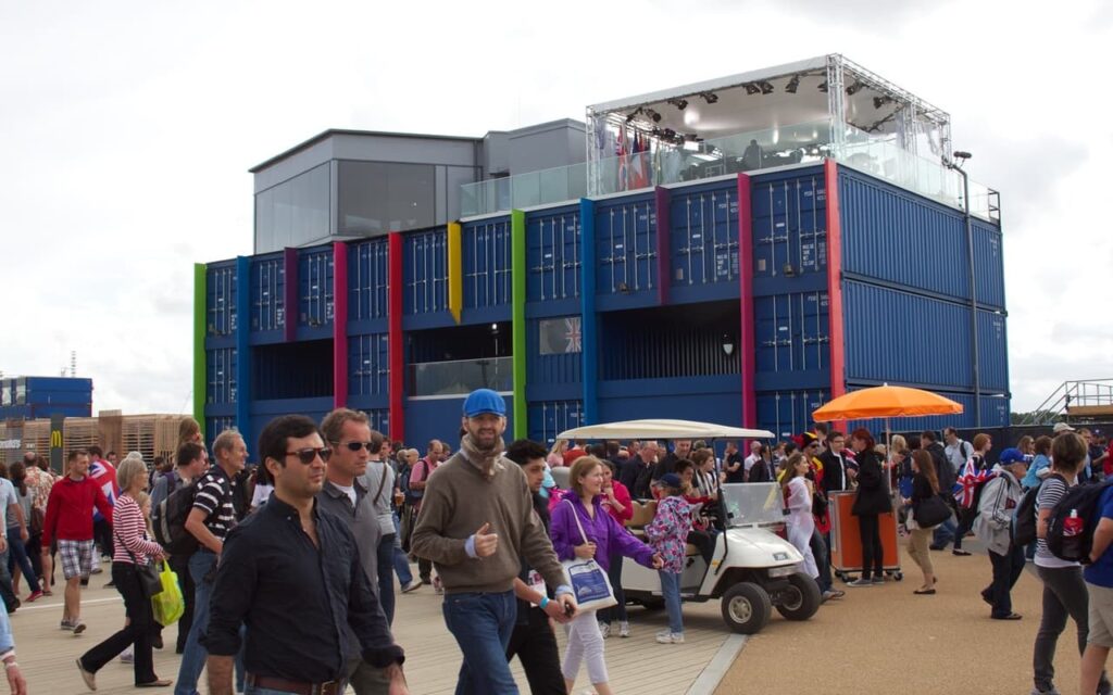 BBC Studios made from shipping containers. Attribution: https://www.flickr.com/photos/ianpatterson/7724479448/